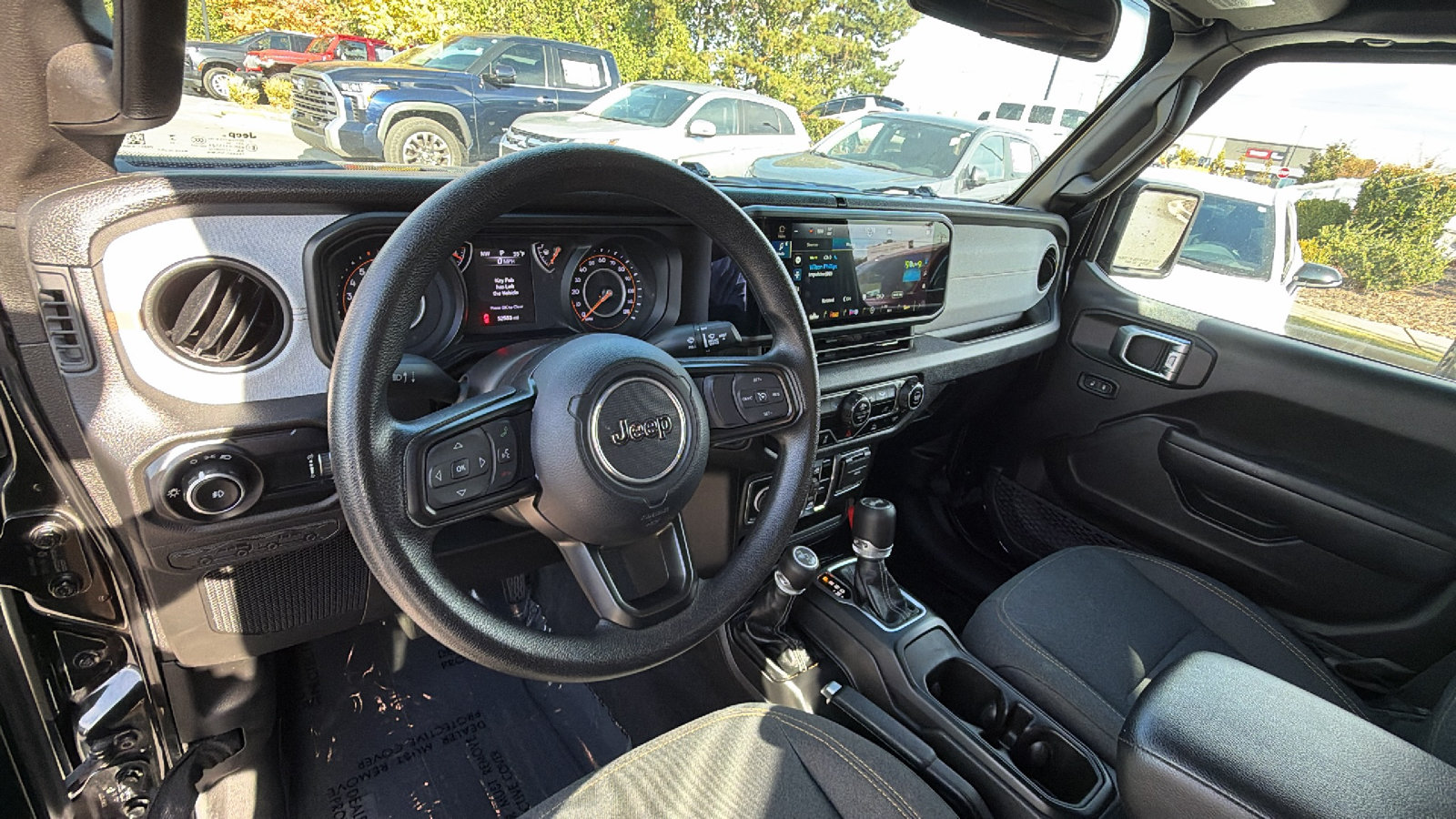 Used 2025 Jeep Wrangler Unlimited Sport AWD/4WD image 24