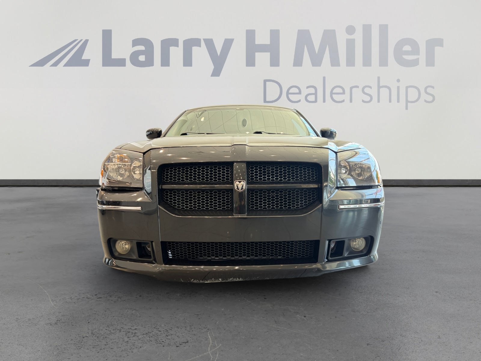 Used 2006 Dodge Magnum SRT8 w/ SRT Option Group III RWD image 8