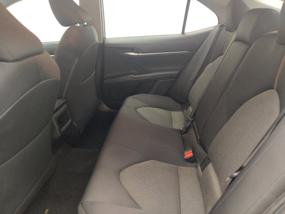 Used 2018 Toyota Camry LE w/ Convenience Package FWD image 18