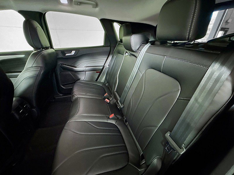 New 2025 Ford Escape SE w/ PHEV Premium Package image 23