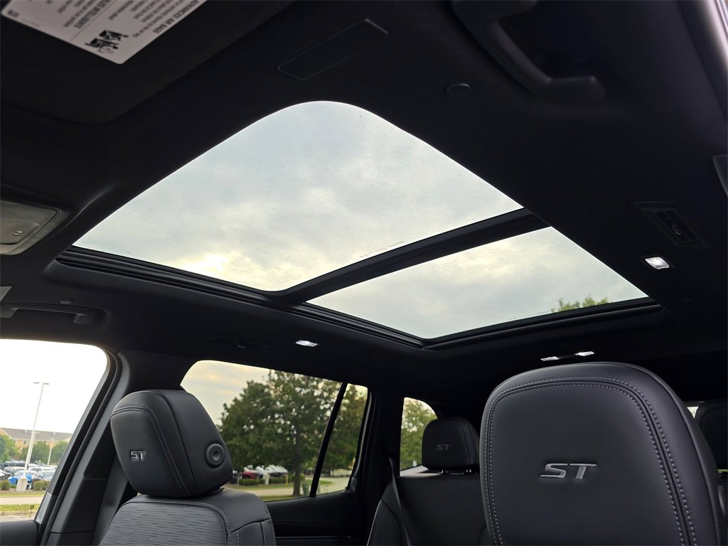 New 2026 Buick Enclave Sport Touring w/ Power Package image 22