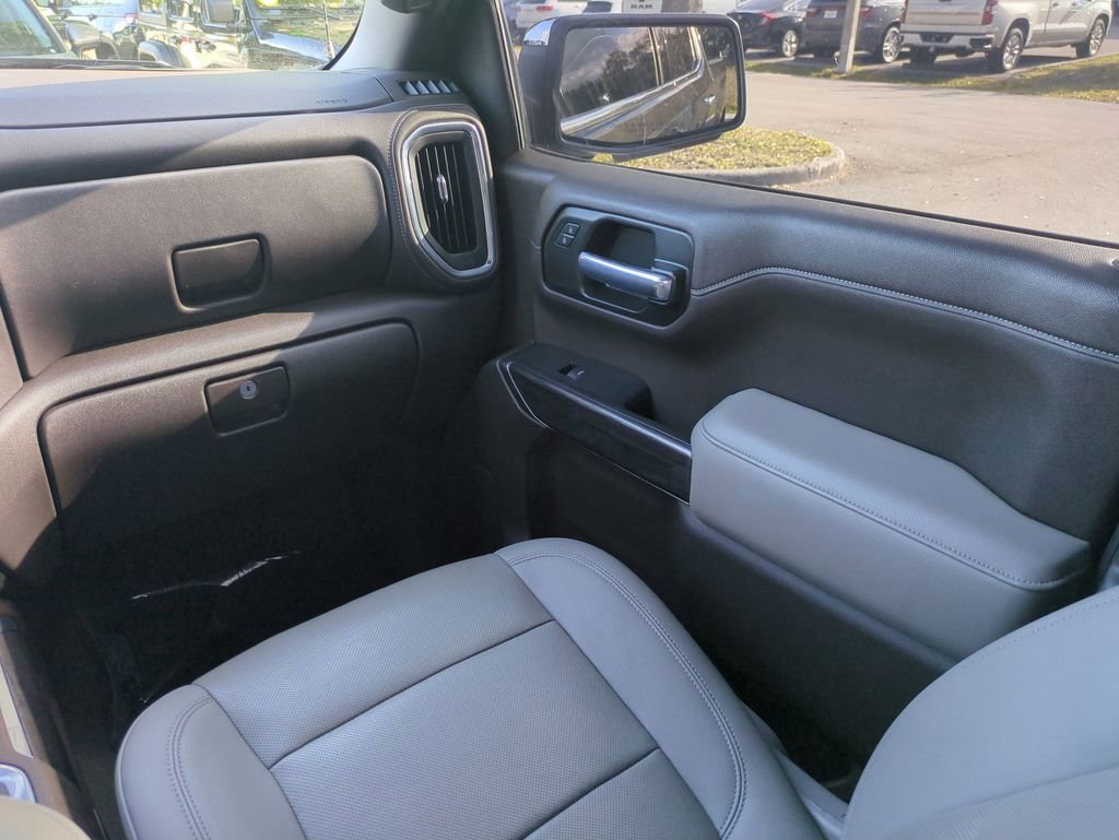 Used 2021 Chevrolet Silverado 1500 LTZ image 16