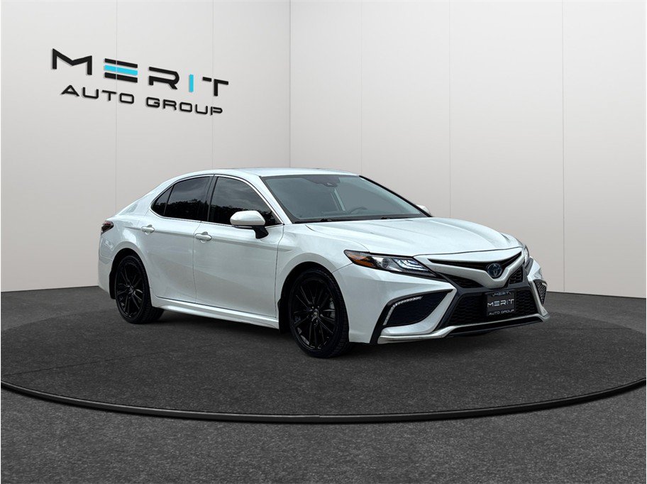 Used 2022 Toyota Camry XSE w/ Cold Weather Package FWD video 1