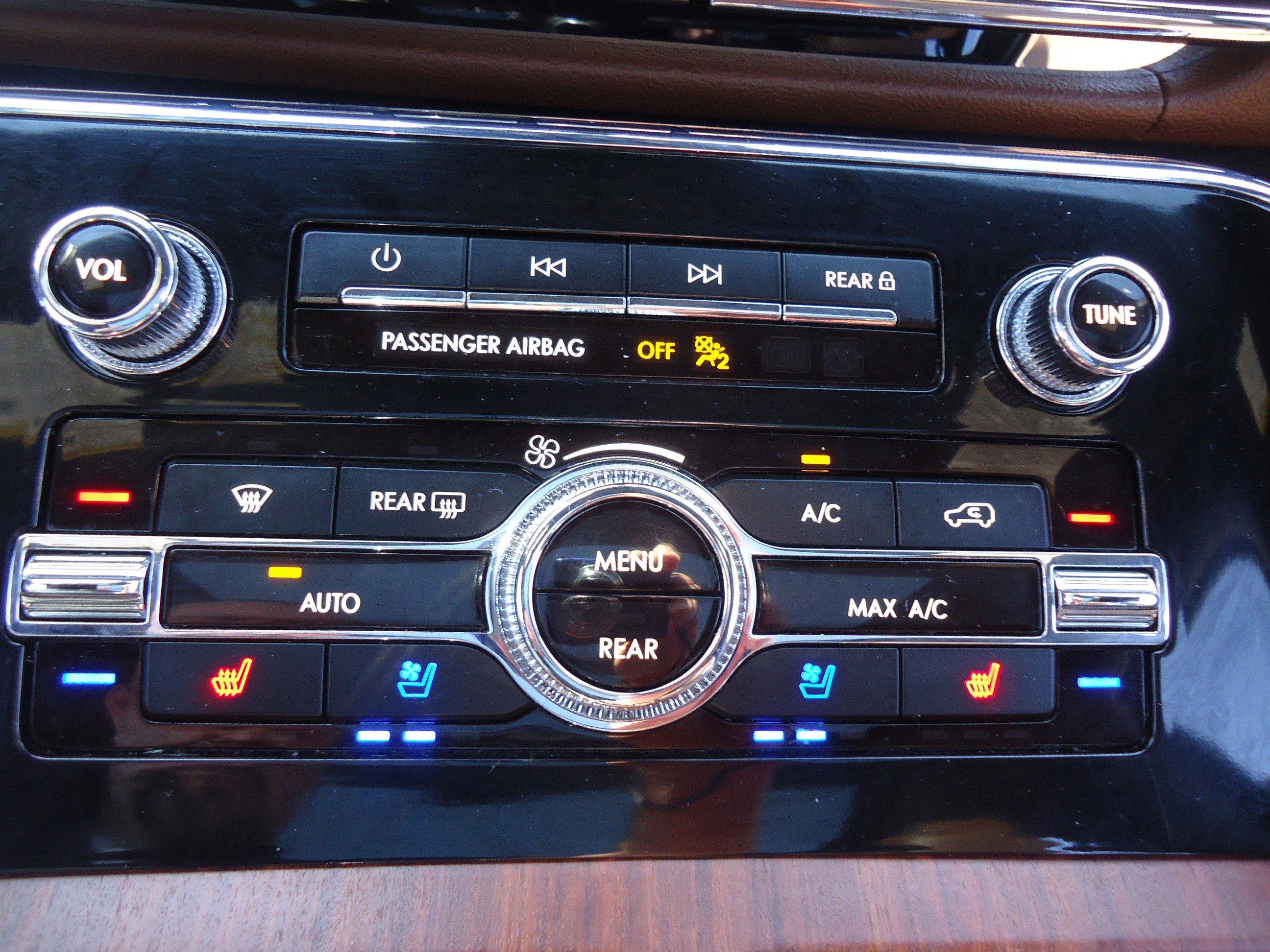 Used 2024 Lincoln Navigator L Reserve AWD/4WD image 20