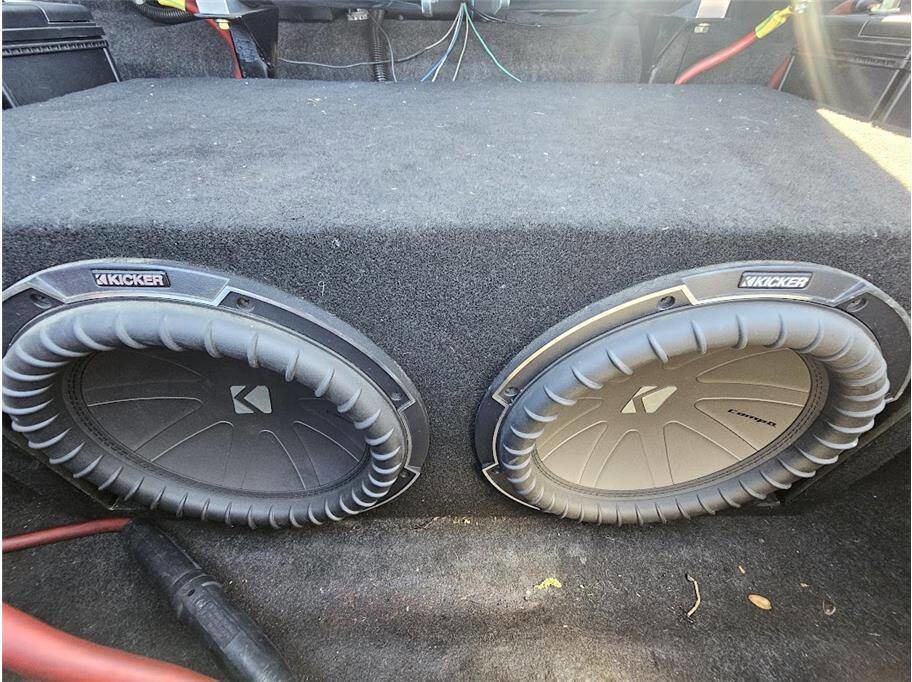 Used 1999 Lincoln Town Car Executive image 31