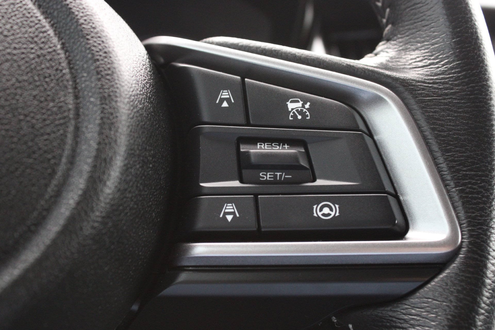 Used 2025 Subaru Outback Premium AWD/4WD image 30