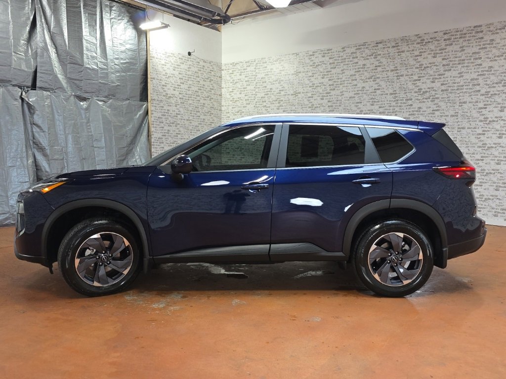 Used 2026 Nissan Rogue SV w/ SV Premium Package image 6