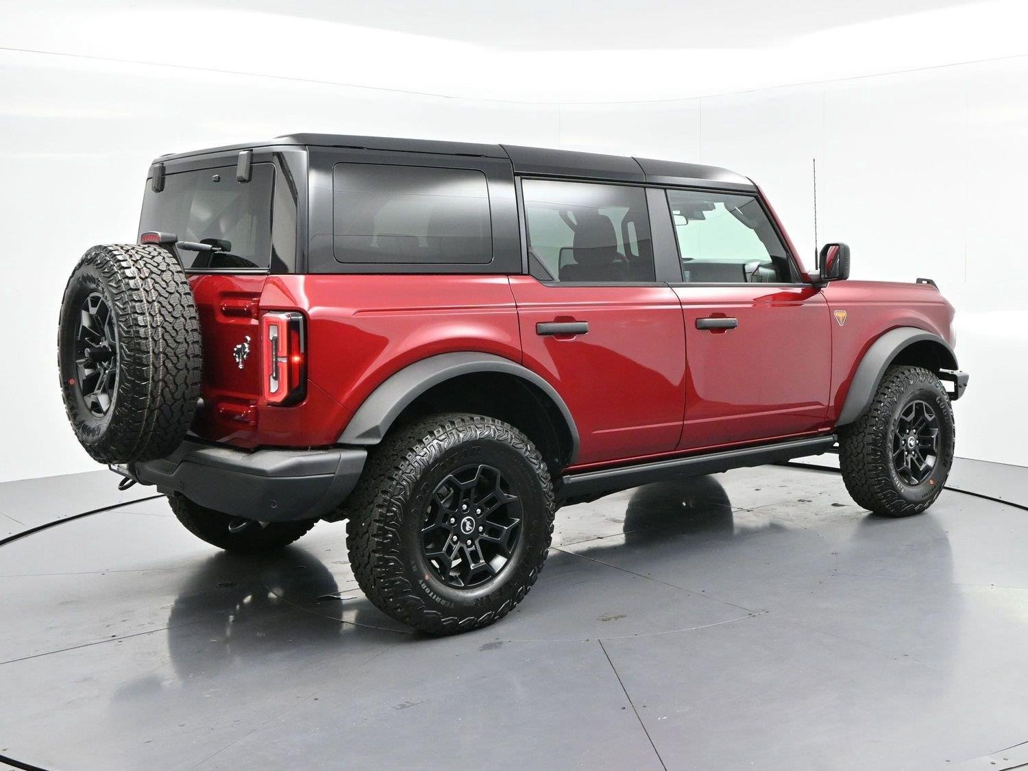 Used 2026 Ford Bronco Badlands AWD/4WD image 7