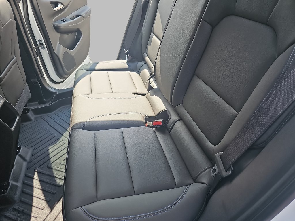 Certified 2024 Buick Envista Sport Touring w/ Convenience I Package FWD image 18