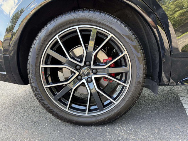 Certified 2025 Audi SQ5 Premium Plus w/ Premium Plus Package AWD/4WD image 31