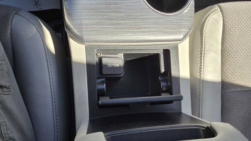 Used 2012 Toyota Camry XLE w/ Leather Pkg FWD image 26