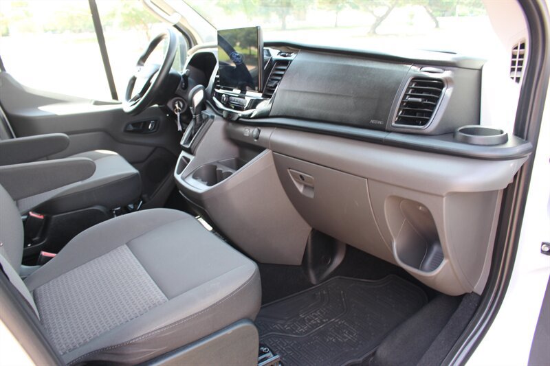 Used 2025 Ford Transit 350 XLT RWD image 19