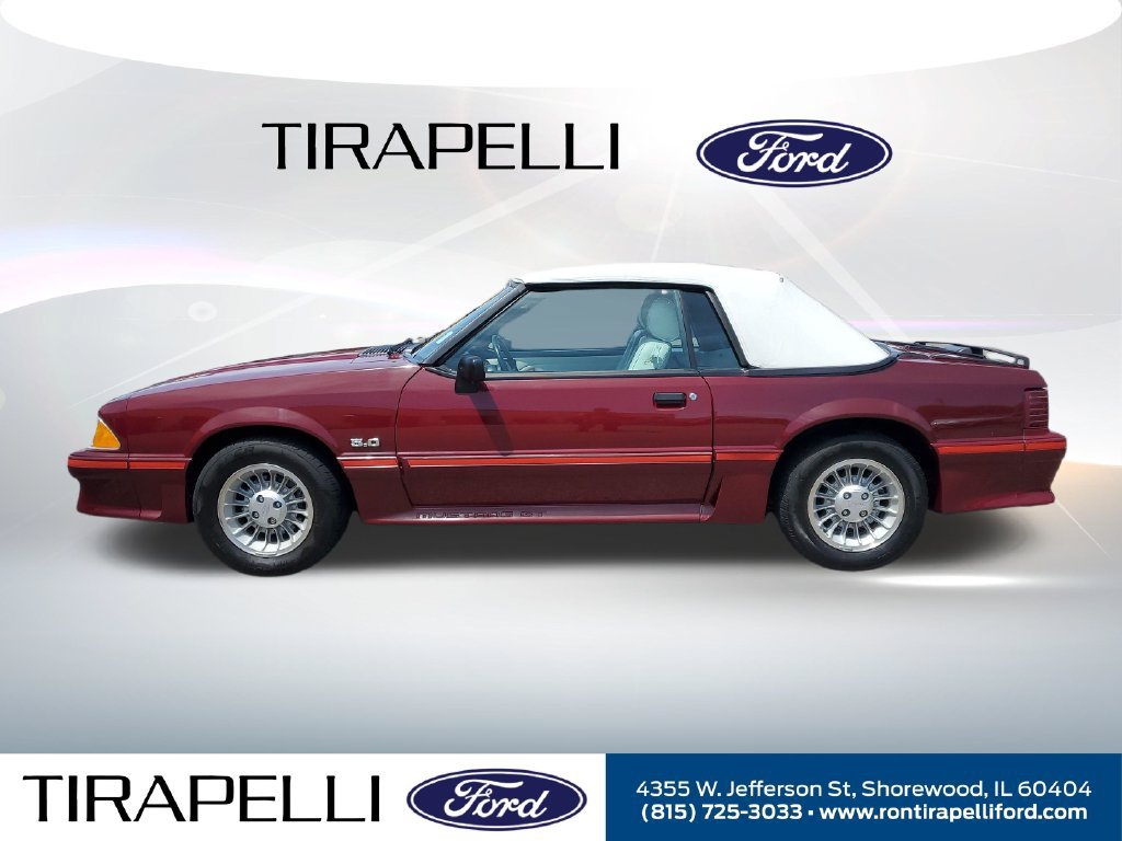 Used 1988 Ford Mustang GT RWD image 3