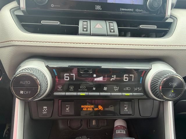 Used 2020 Toyota RAV4 Limited w/ All Weather Liner Package AWD/4WD image 17