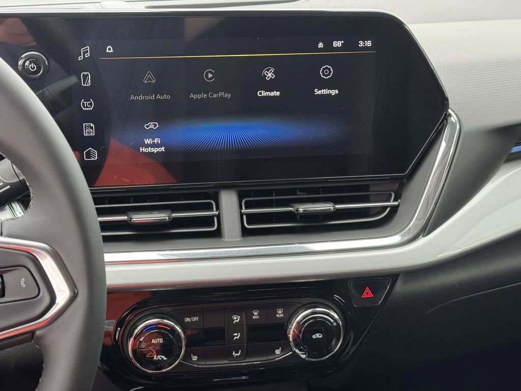 New 2026 Chevrolet Trax LT w/ Sunroof Package image 25