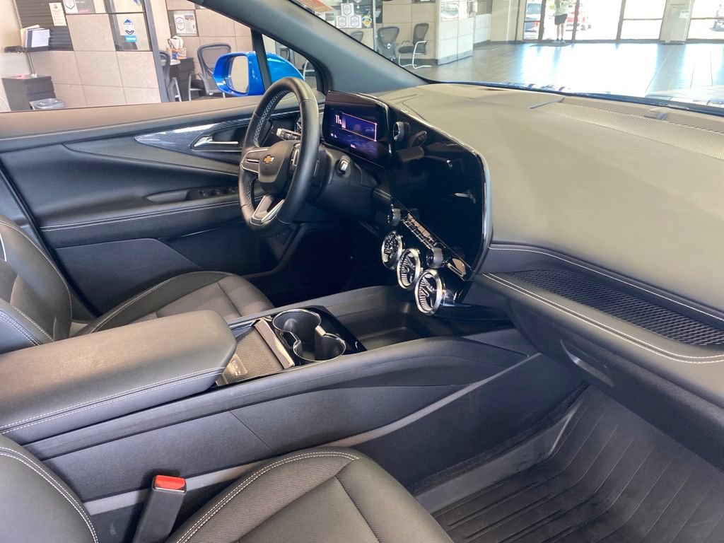 Used 2024 Chevrolet Blazer EV LT AWD/4WD image 10