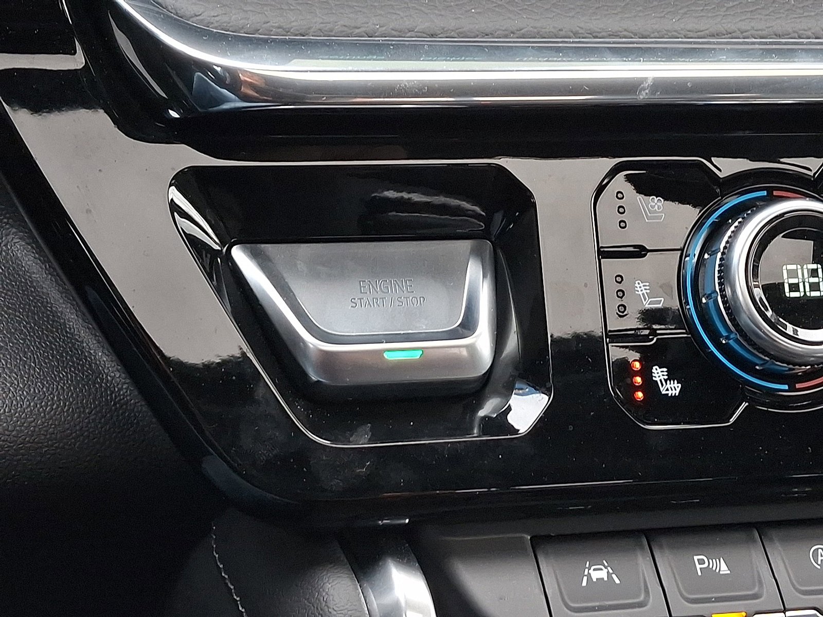 Used 2024 GMC Sierra 1500 Denali w/ Denali Reserve Package image 14