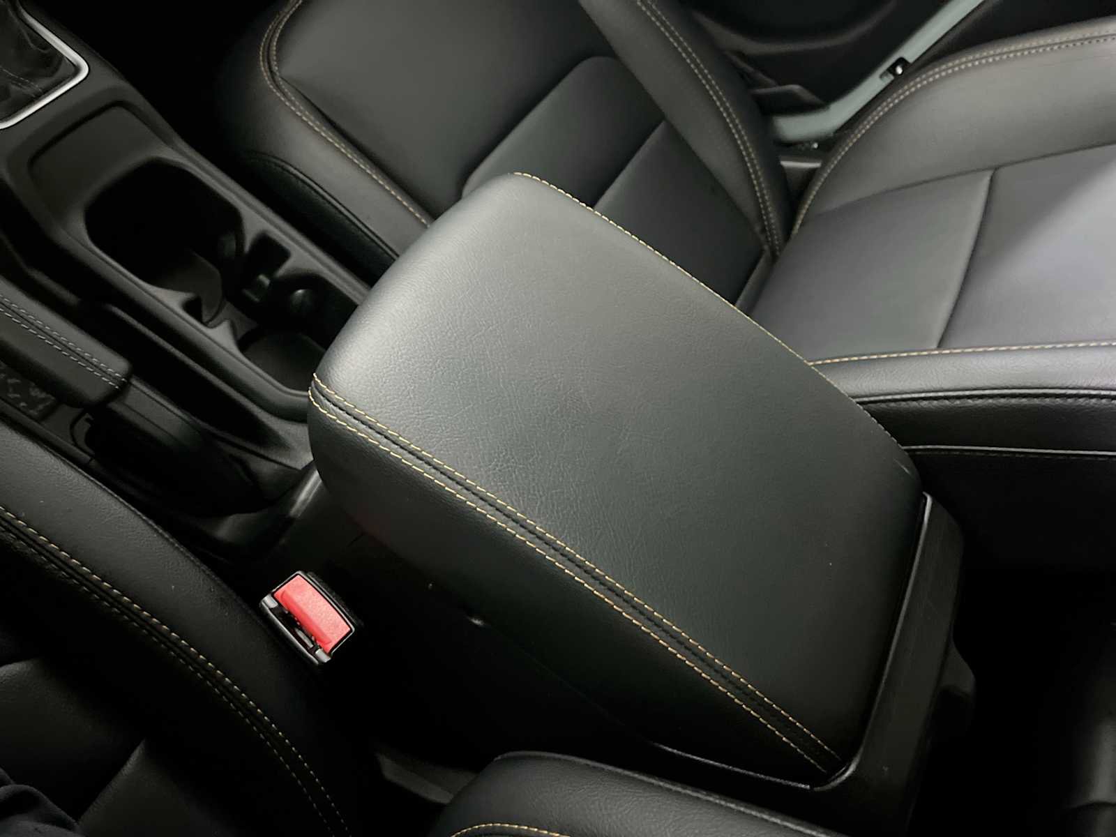 Used 2024 Jeep Wrangler Sahara w/ Technology Group image 27