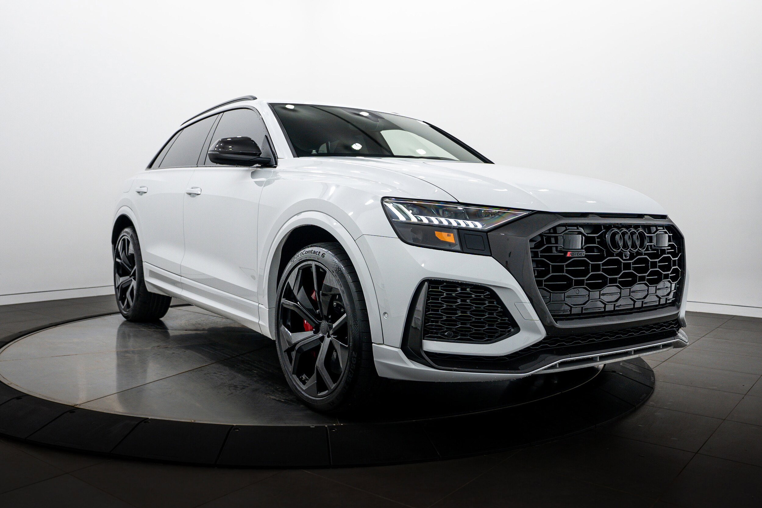 Used 2020 Audi RS Q8 AWD/4WD image 2