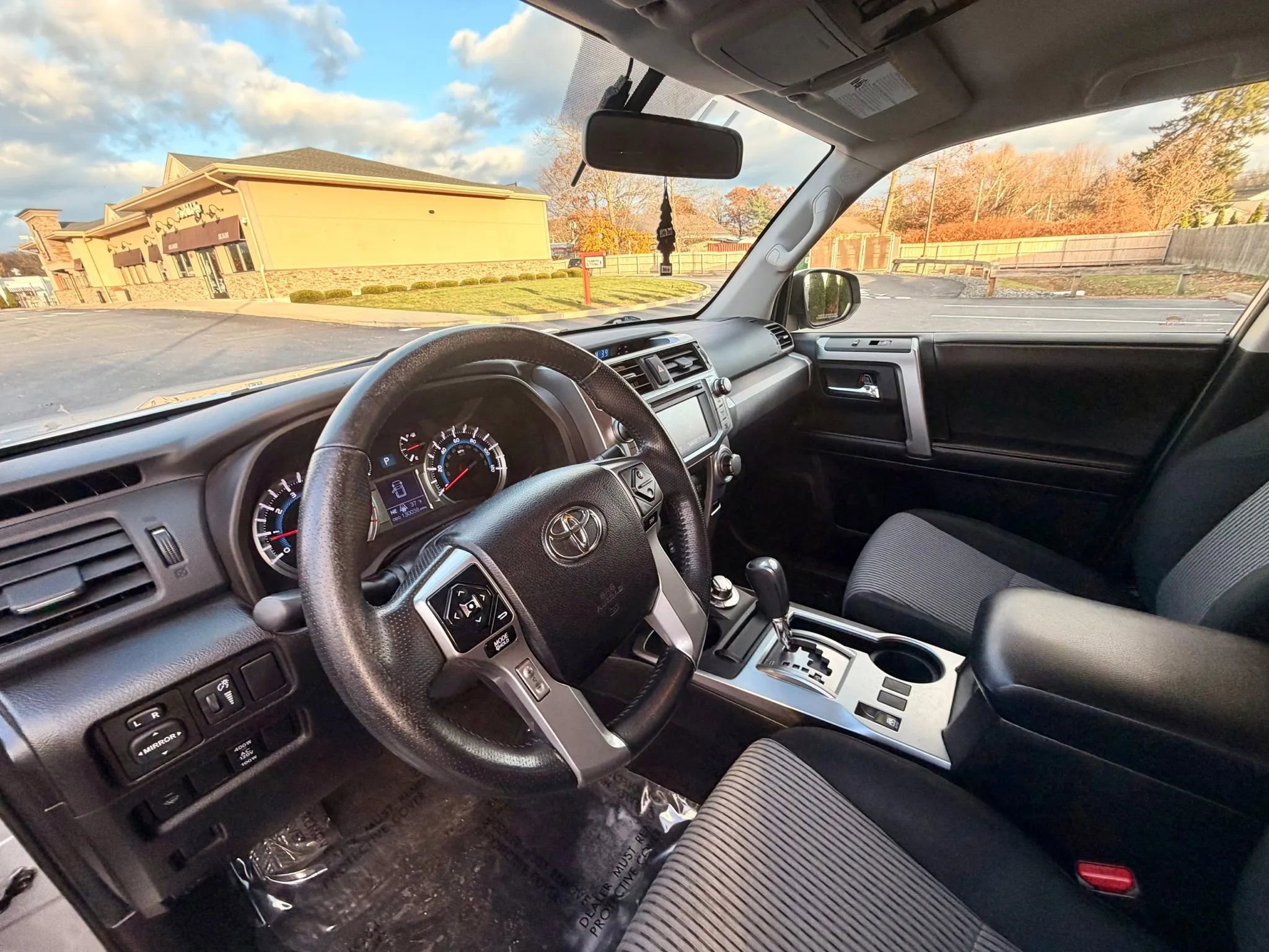 Used 2015 Toyota 4Runner 4WD image 11