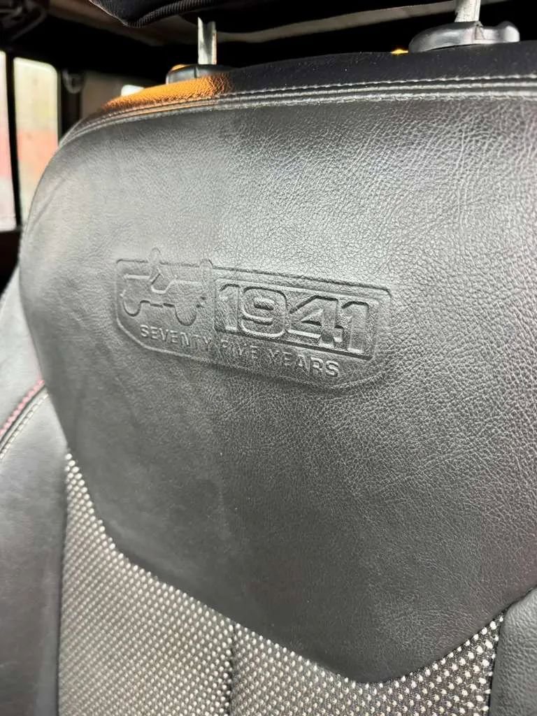 Used 2016 Jeep Wrangler Unlimited Sahara image 10