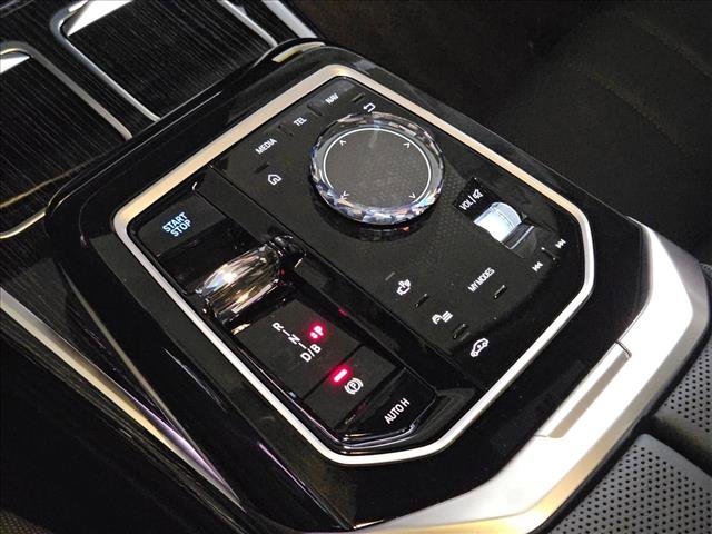 New 2026 BMW i7 M70 image 11