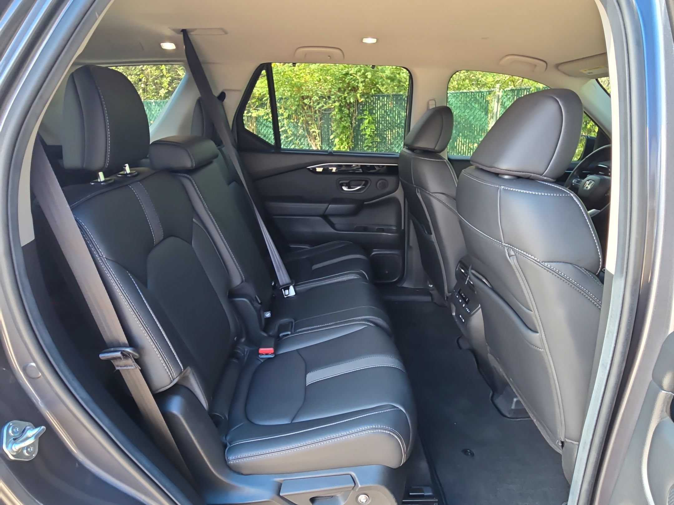 Used 2025 Honda Pilot EX-L image 25