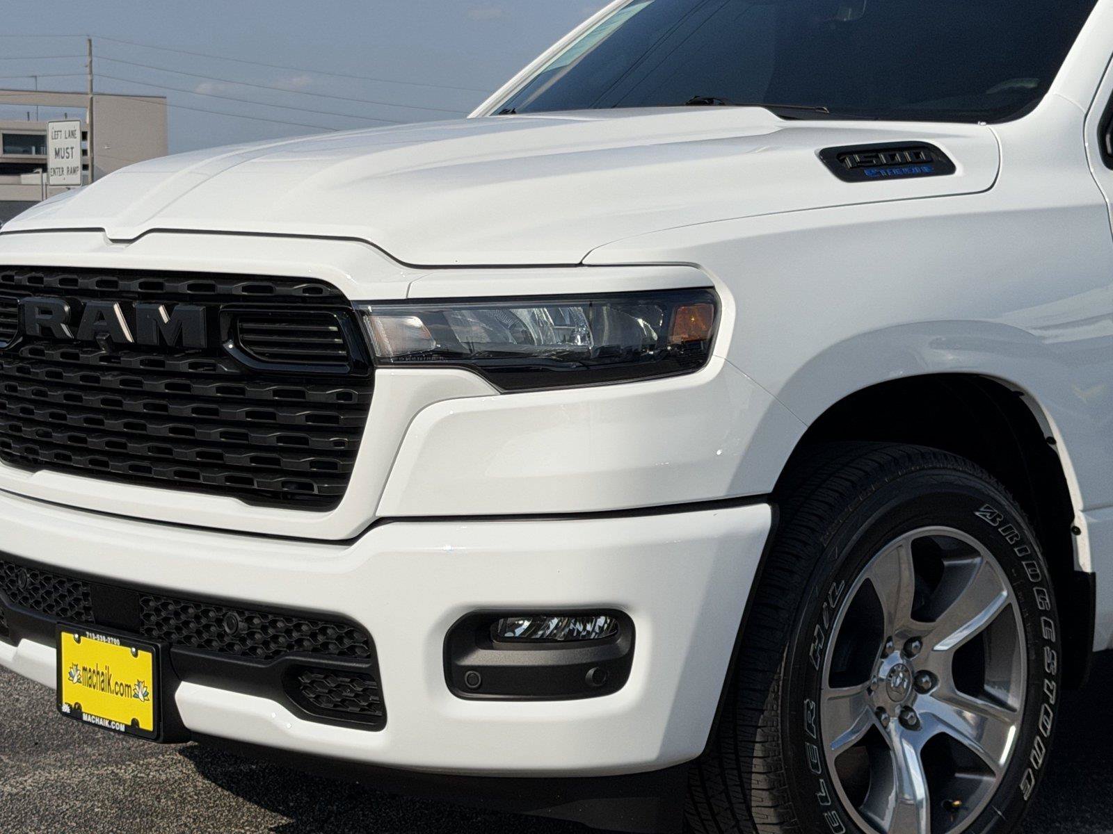 Used 2026 RAM 1500 Express RWD image 9