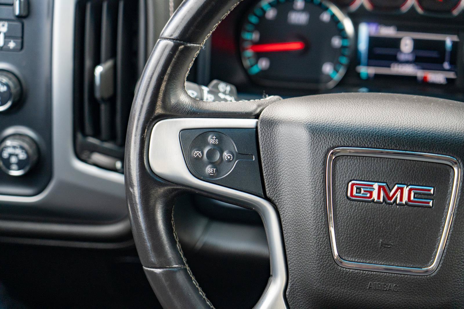 Used 2017 GMC Sierra 1500 SLE w/ Elevation Edition AWD/4WD image 21