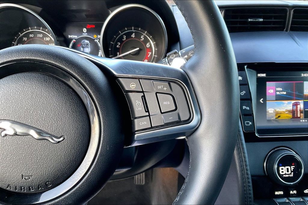 Used 2018 Jaguar F-TYPE Convertible image 10