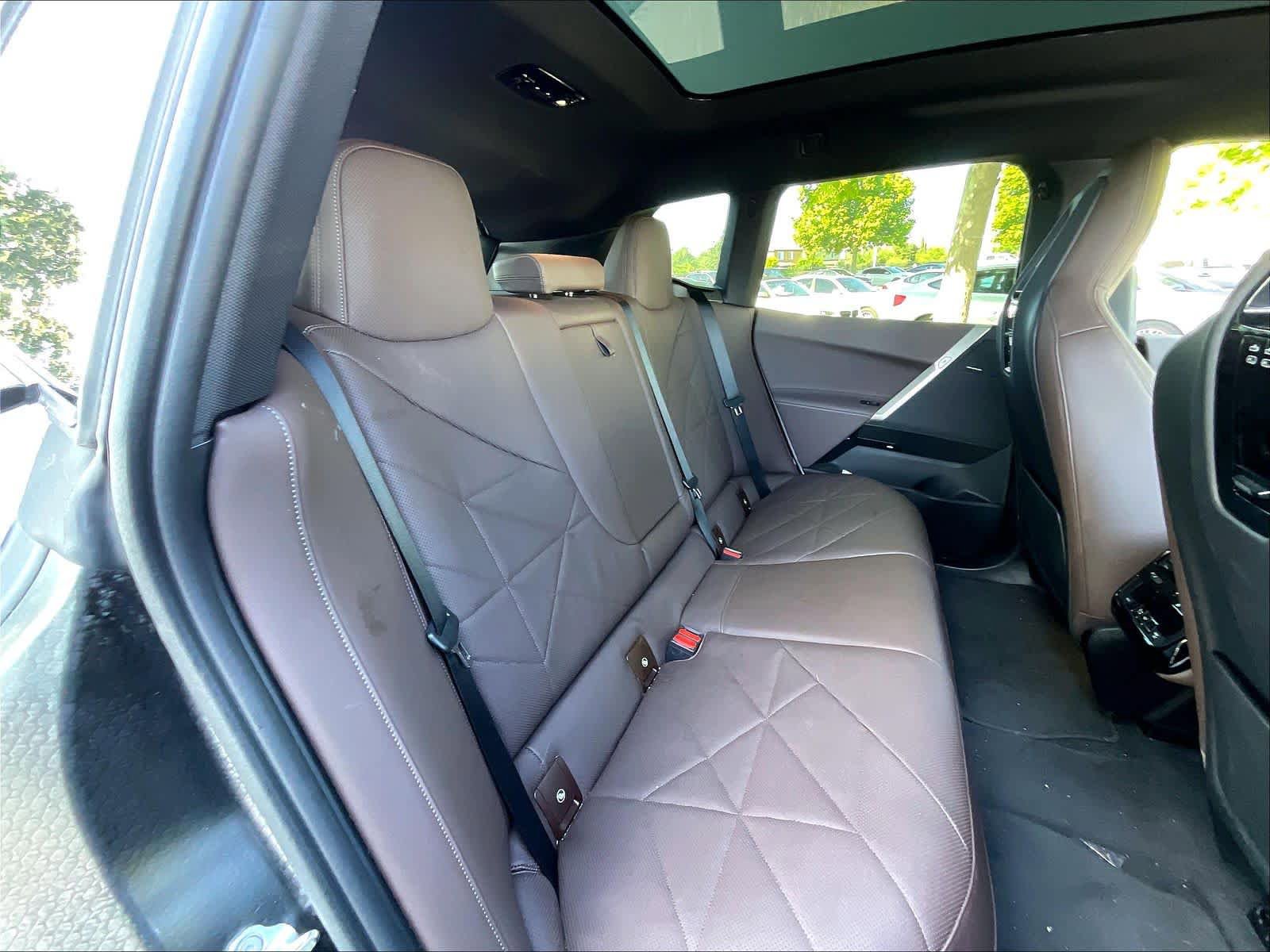 Certified 2023 BMW iX xDrive50 w/ Sport Package AWD/4WD image 27