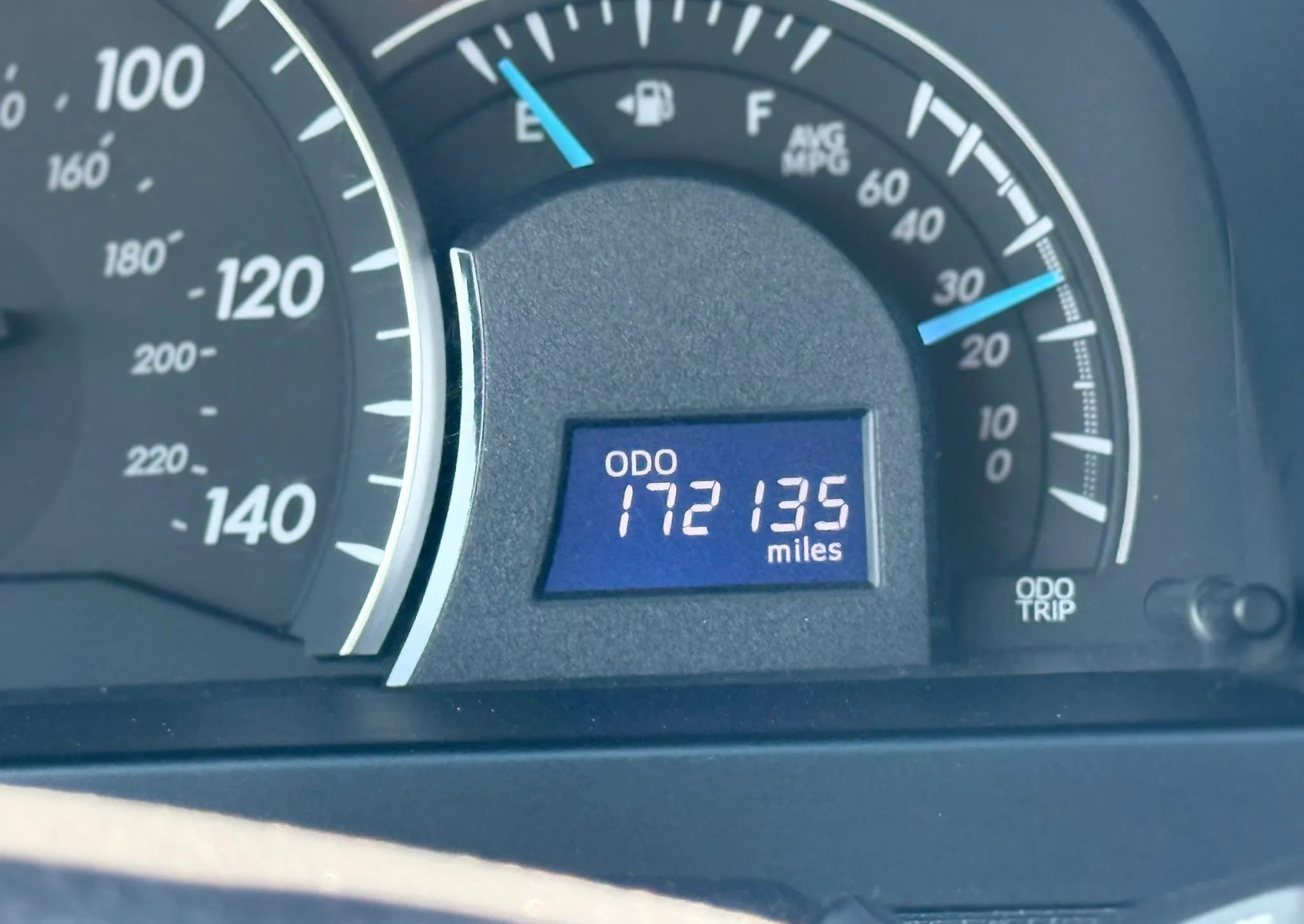 Used 2014 Toyota Camry LE image 18