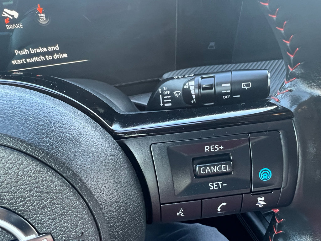 Used 2025 Nissan Kicks SR FWD image 22