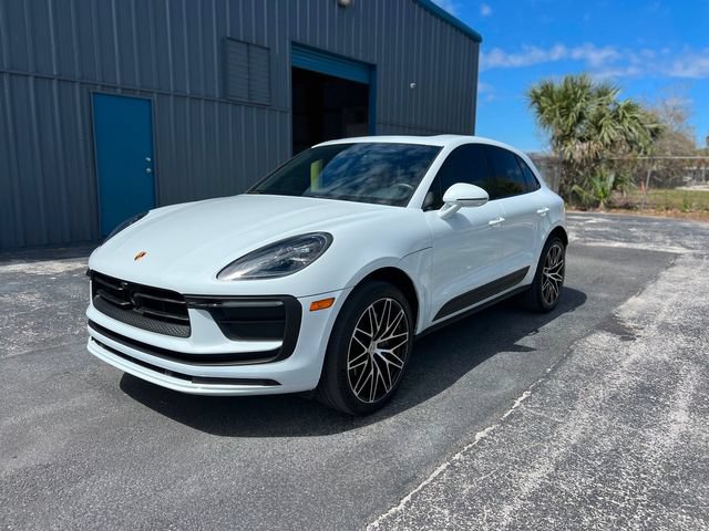 Used 2023 Porsche Macan Base image 89