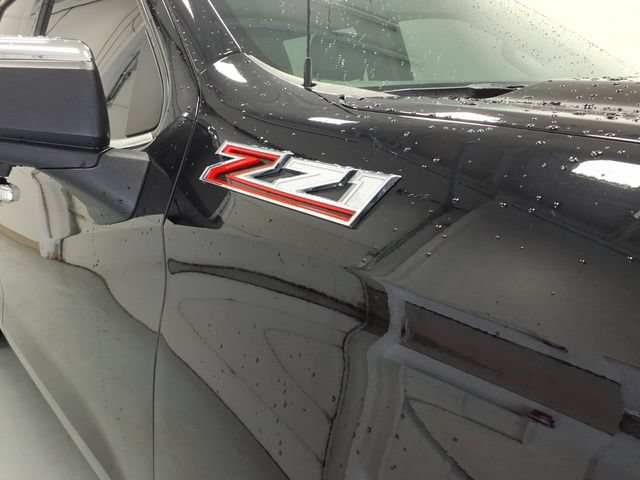 Used 2025 Chevrolet Silverado 1500 LTZ AWD/4WD image 10
