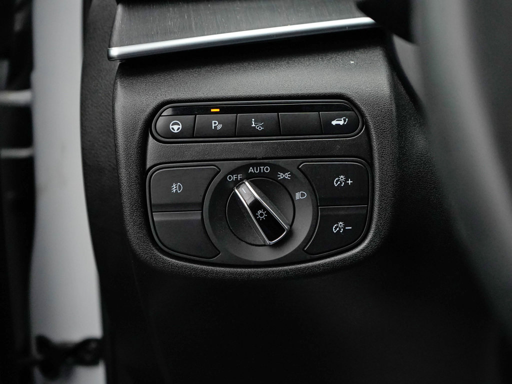 Used 2025 INFINITI QX55 Sensory w/ Lighting Package image 16