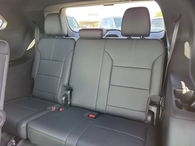 Used 2026 GMC Acadia Elevation w/ Elevation Premium Package FWD image 10