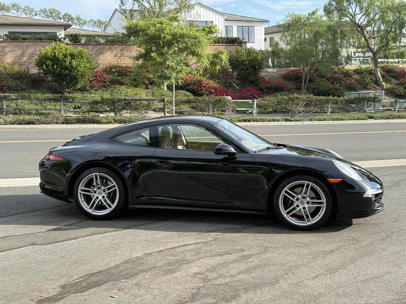 Used 2014 Porsche 911 Carrera 4 AWD/4WD image 7