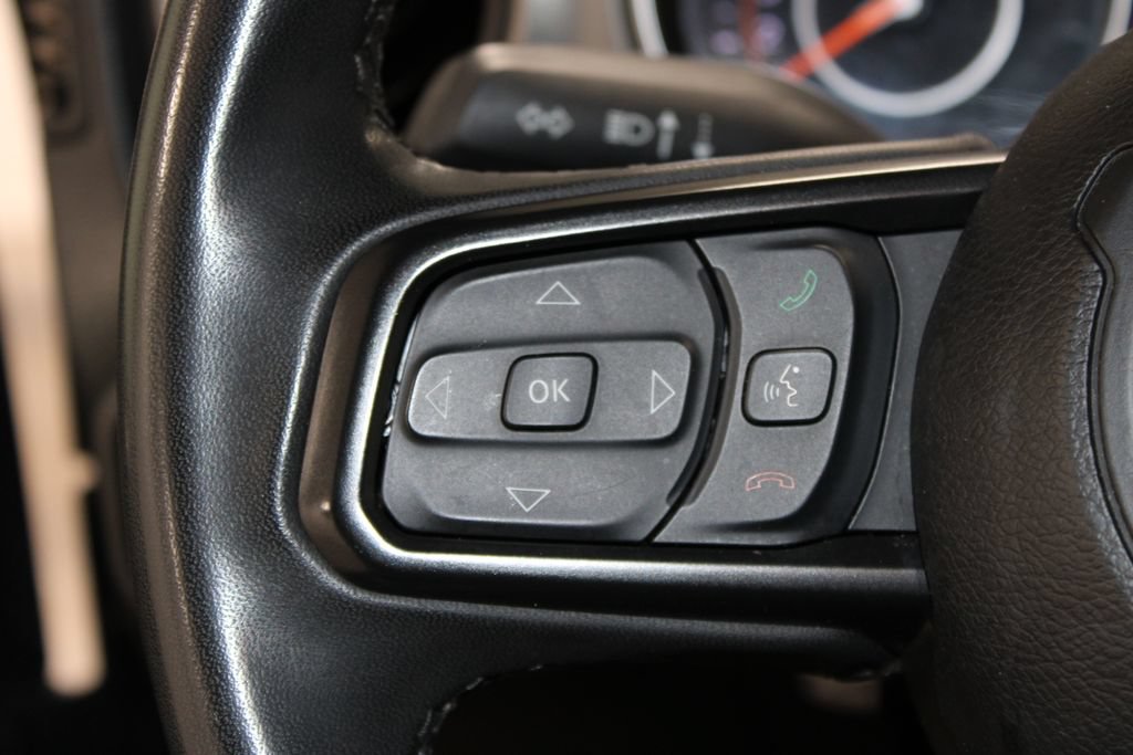 Used 2023 Jeep Wrangler Unlimited Sport AWD/4WD image 17