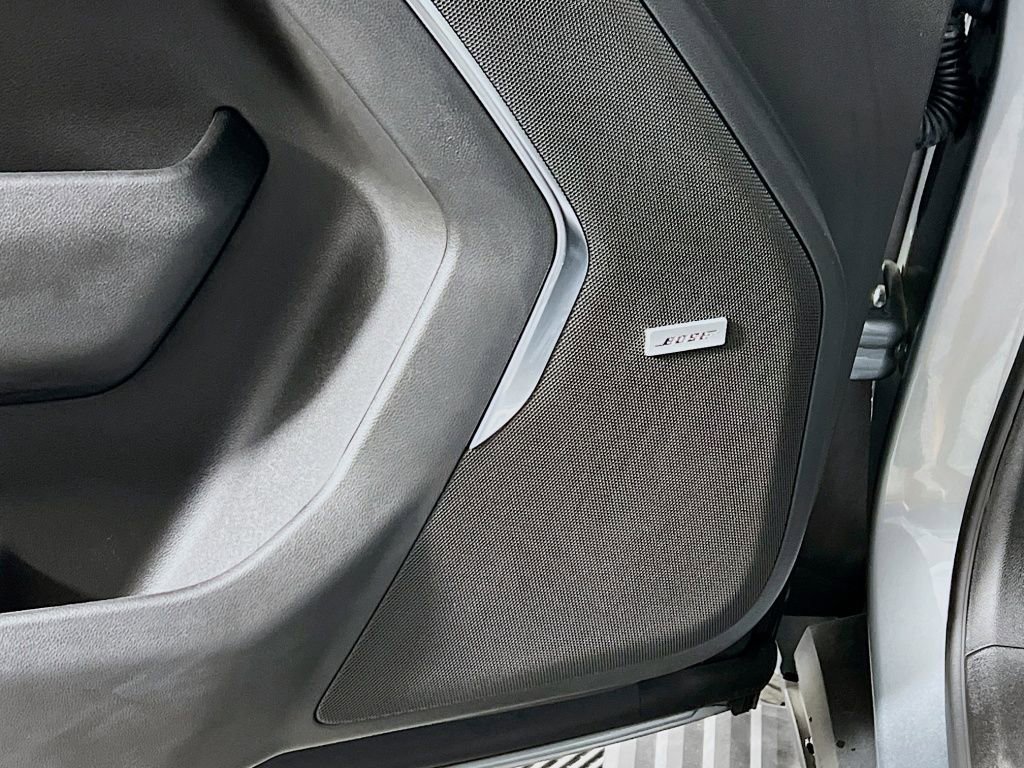 New 2025 Chevrolet Suburban Premier image 19