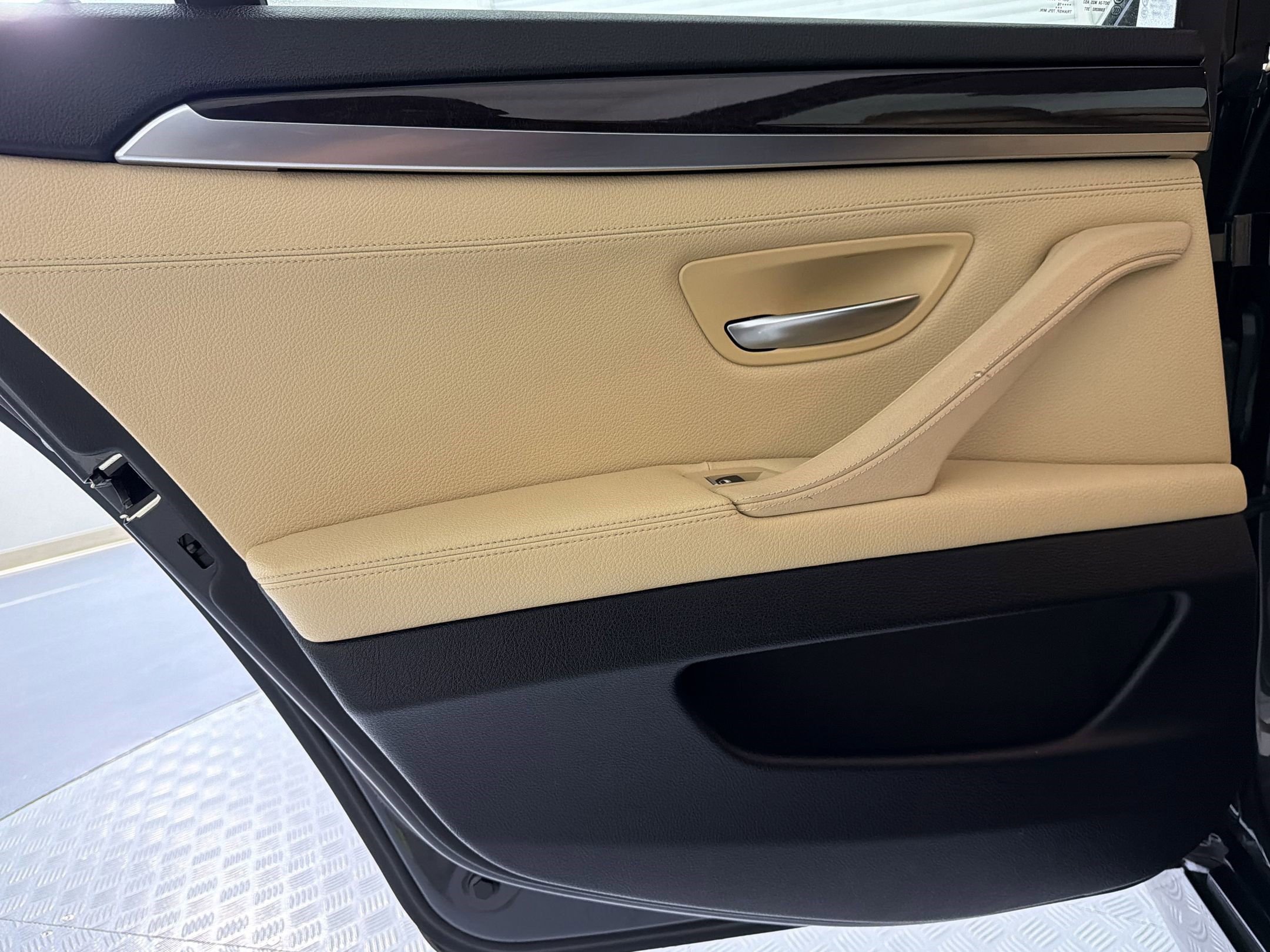 Used 2016 BMW 528i Sedan RWD image 33