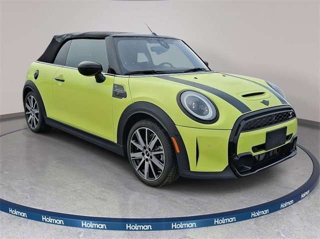 Certified 2023 MINI Cooper S w/ Sidewalk Package image 3