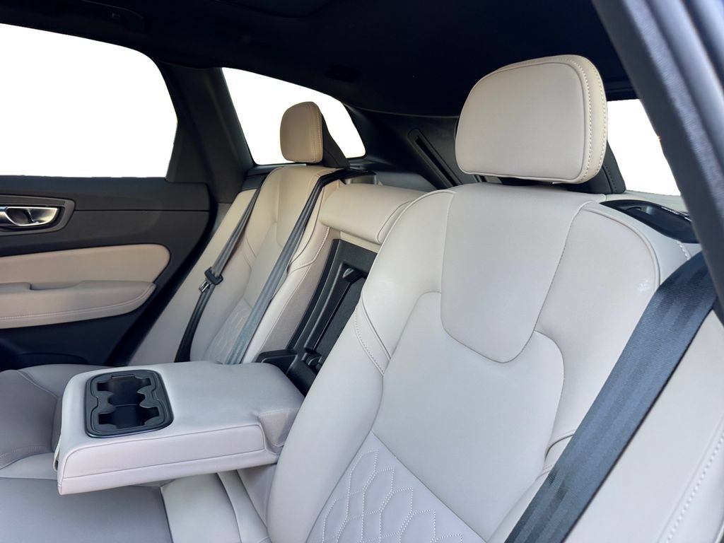 Certified 2026 Volvo XC60 B5 Plus AWD/4WD image 24