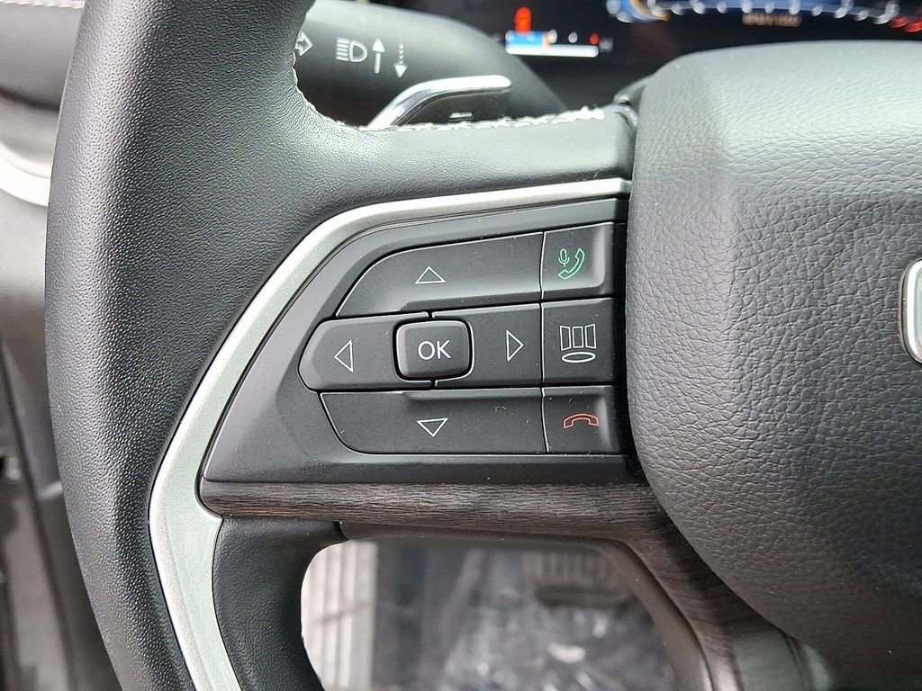 Used 2022 Jeep Grand Cherokee L Limited image 22