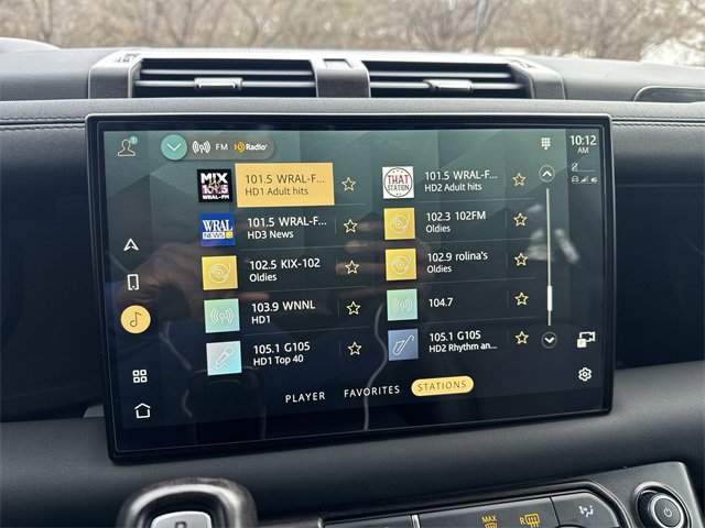 Used 2024 Land Rover Defender 130 S image 16