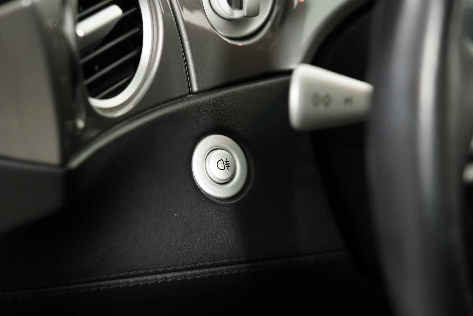 Used 2002 BMW Z8 image 33