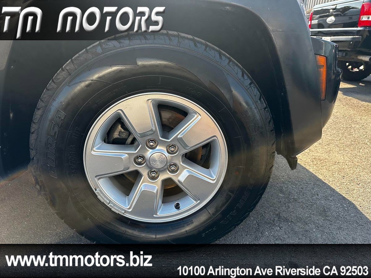 Used 2012 Jeep Liberty Sport w/ Popular Equipment Group image 10