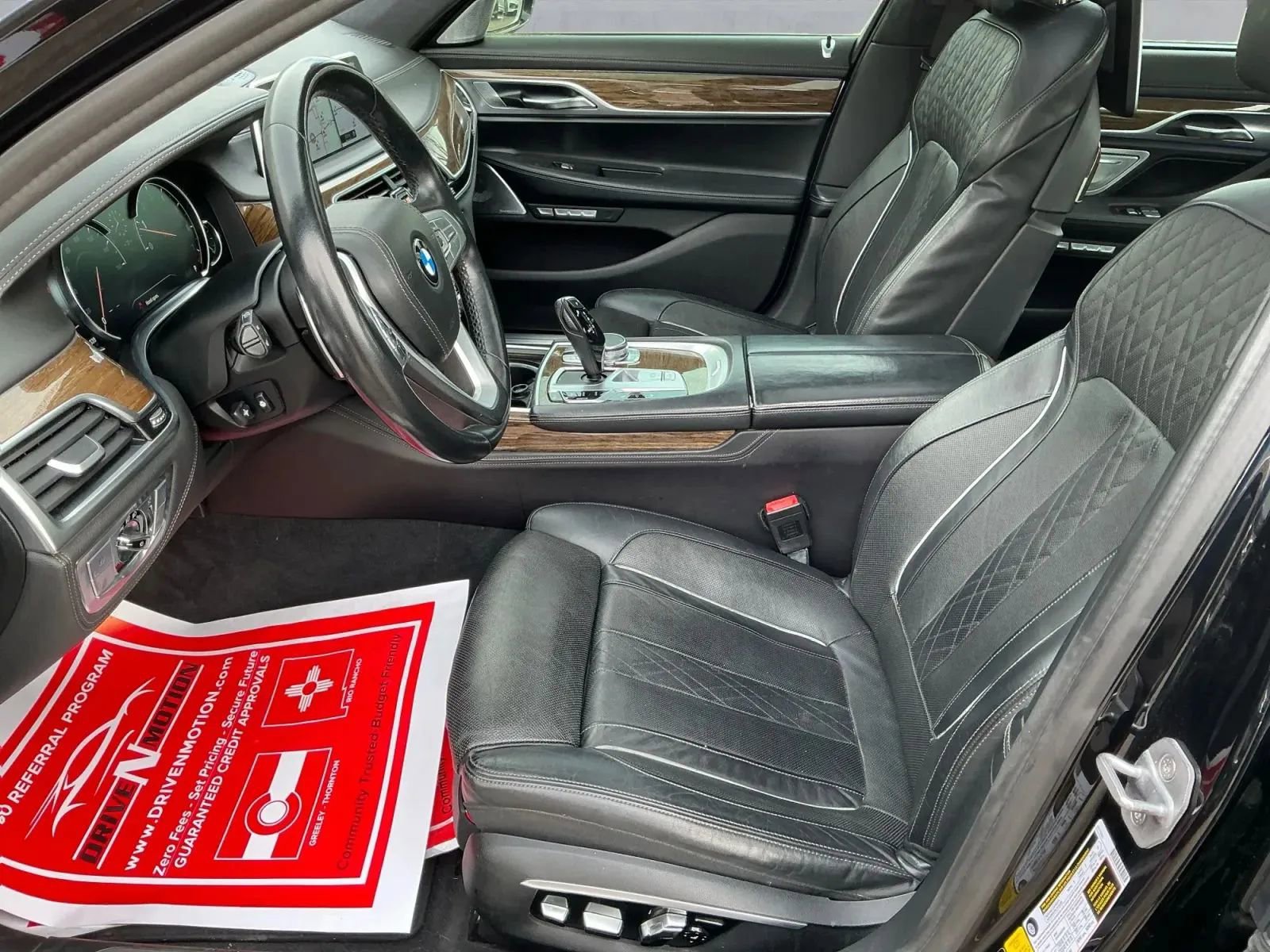 Used 2016 BMW 750i xDrive image 12