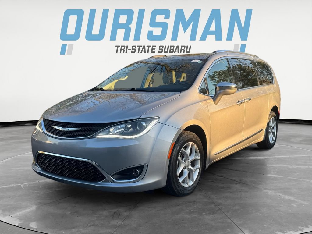 Used 2020 Chrysler Pacifica Limited image 1