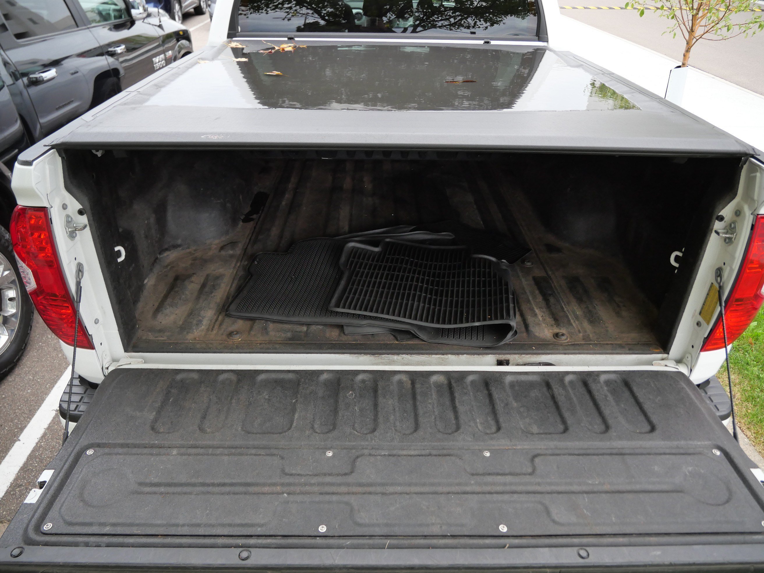 Certified 2021 Toyota Tundra SR5 AWD/4WD image 18
